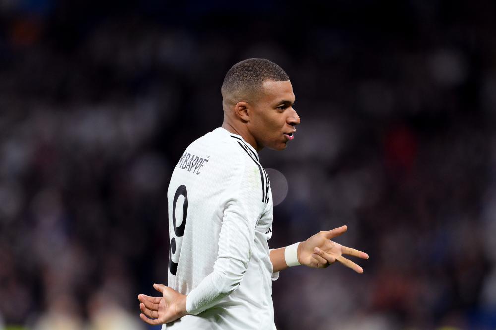 在本地女子 在本地女子